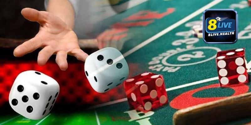 Hệ thống livestream trực tiếp với dealer thật